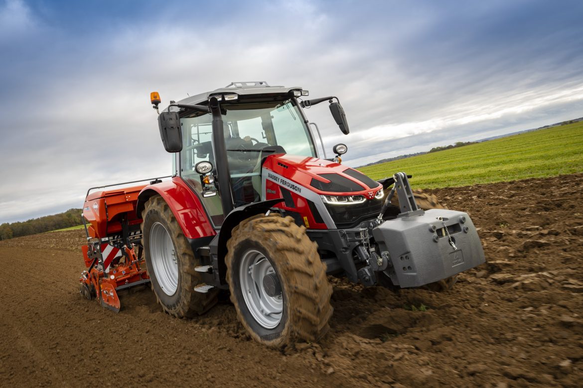 Massey Fergsuon 5 Series 