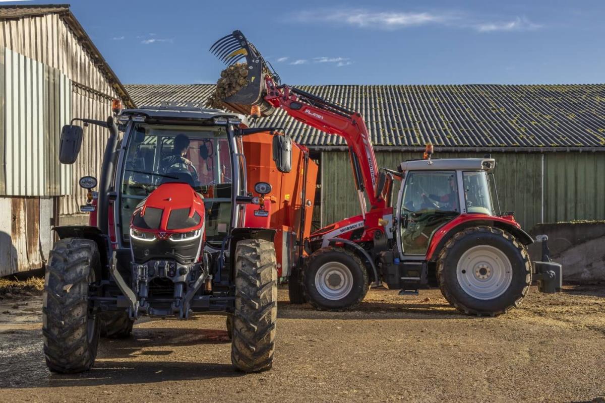 Massey Fergsuon 5 Series 